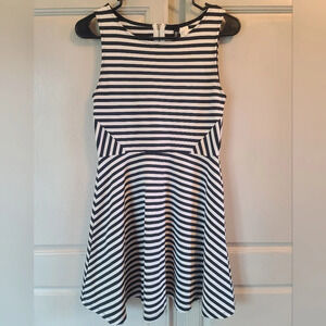 Divided black/white stripe dress